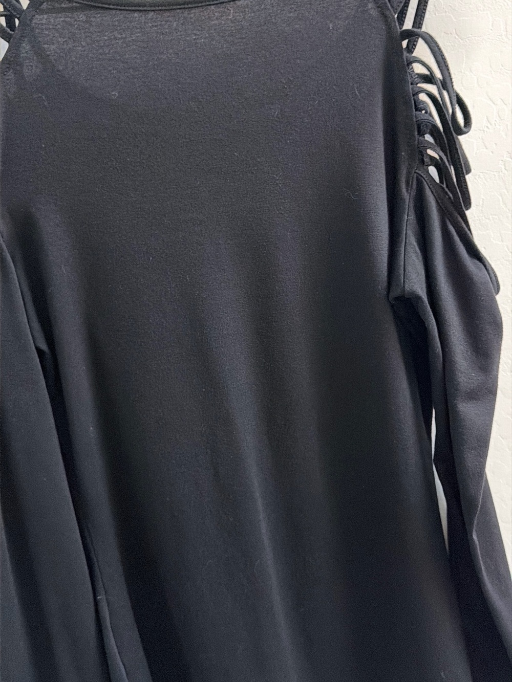 Black Cold-Shoulder Long Sleeve Tee